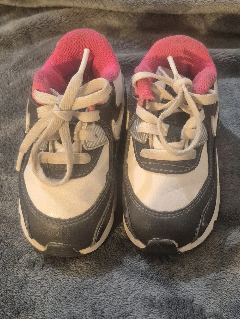 Nike genuine air